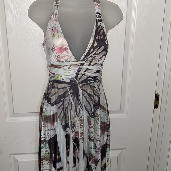 Watercolor Butterfly Print Halter Style Maxi Dress - Picture 3 of 16
